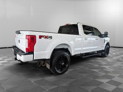Used 2017 Ford F350 XLT w/ XLT Premium Package AWD/4WD image 5