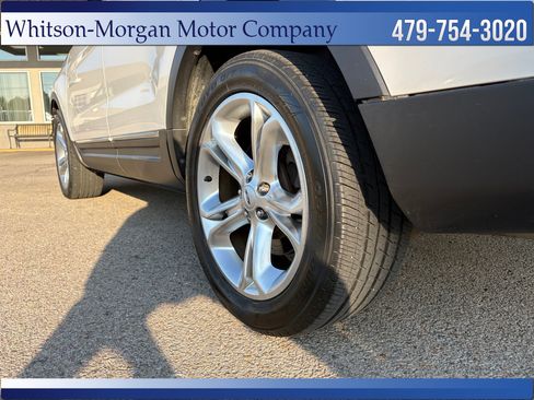 Used 2014 Ford Explorer Limited w/ Equipment Group 301A AWD/4WD image 38