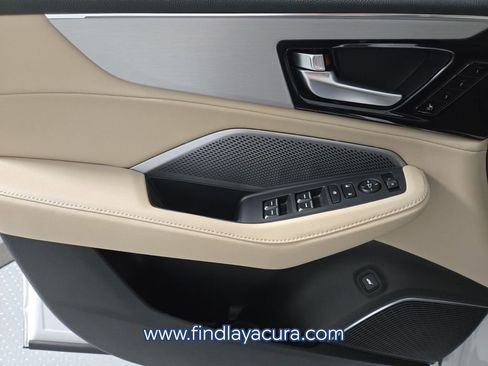 New 2026 Acura MDX SH-AWD image 21