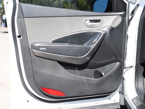 Used 2013 Hyundai Santa Fe Sport w/ Popular Equipment Pkg image 18