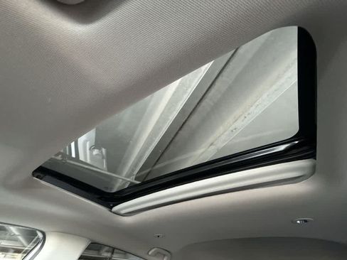 Used 2023 Honda HR-V EX-L image 17