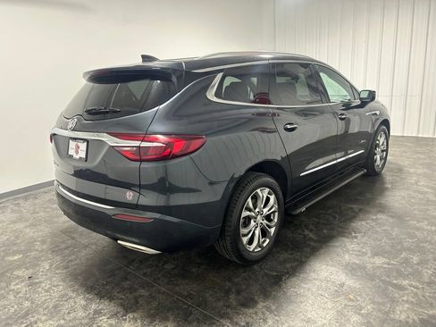 Used 2021 Buick Enclave Avenir w/ Avenir Technology Package AWD/4WD image 4