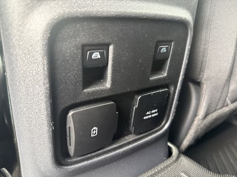 Used 2022 Ford Bronco Wildtrak AWD/4WD image 28