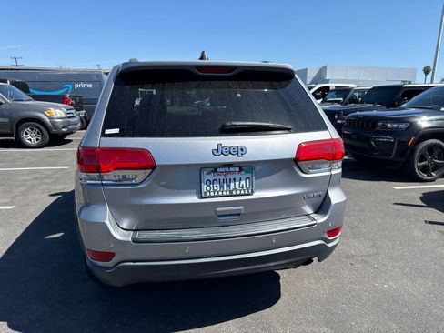Used 2018 Jeep Grand Cherokee Laredo RWD image 20
