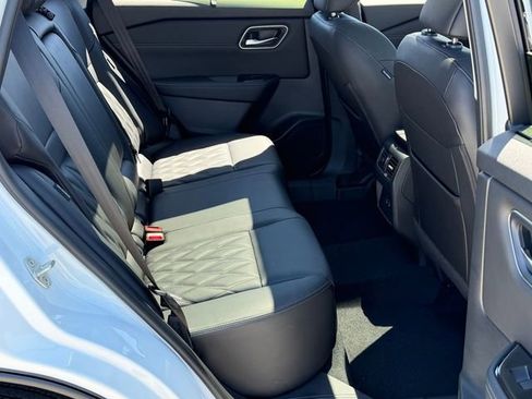 New 2026 Nissan Rogue Platinum AWD/4WD image 26