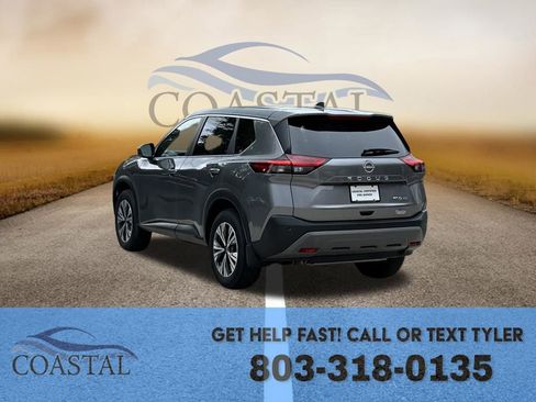 Used 2023 Nissan Rogue SV image 16