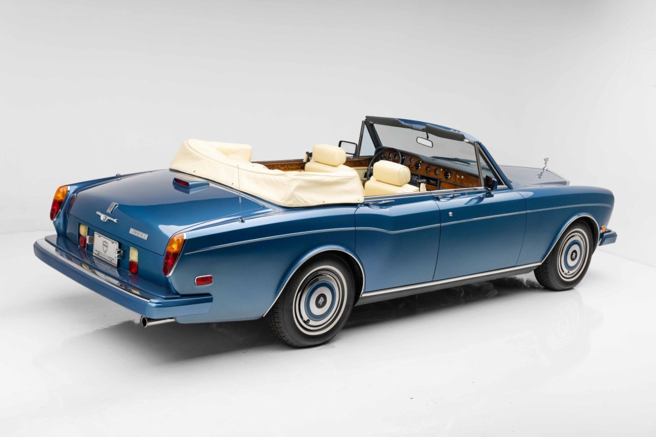 Used 1989 Rolls-Royce Corniche II RWD image 3
