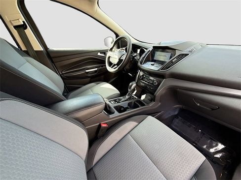 Used 2019 Ford Escape SE image 26