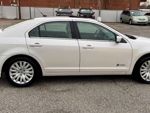 Used 2012 Ford Fusion Hybrid image 5