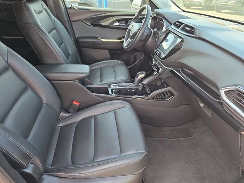 Certified 2021 Chevrolet TrailBlazer LT w/ Premium Seating Package FWD image 19