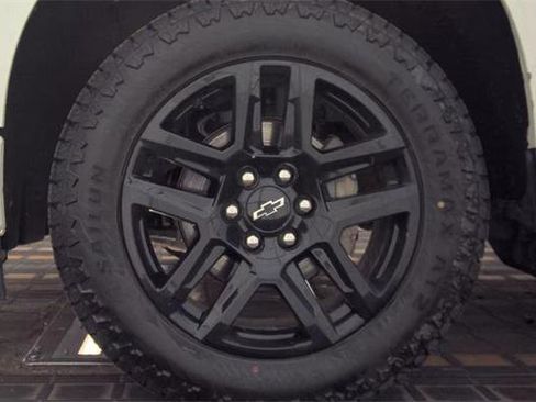 Used 2024 Chevrolet Silverado 1500 RST w/ Convenience Package II image 5