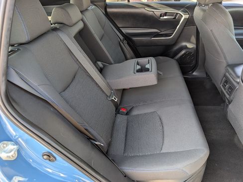 Used 2023 Toyota RAV4 SE w/ Convenience Package AWD/4WD image 5