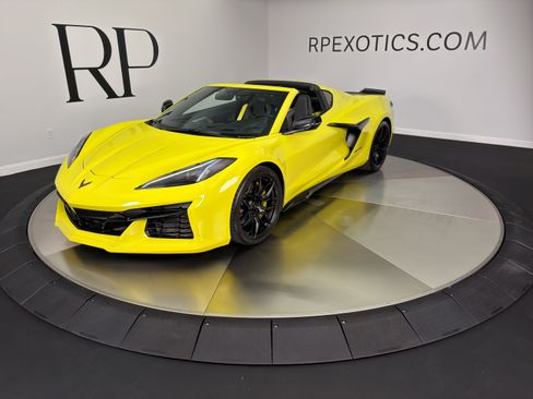 Used 2023 Chevrolet Corvette Z06 RWD image 1