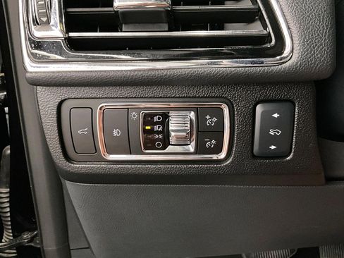 Used 2024 Lincoln Navigator L Reserve w/ Equipment Group 201A AWD/4WD image 41