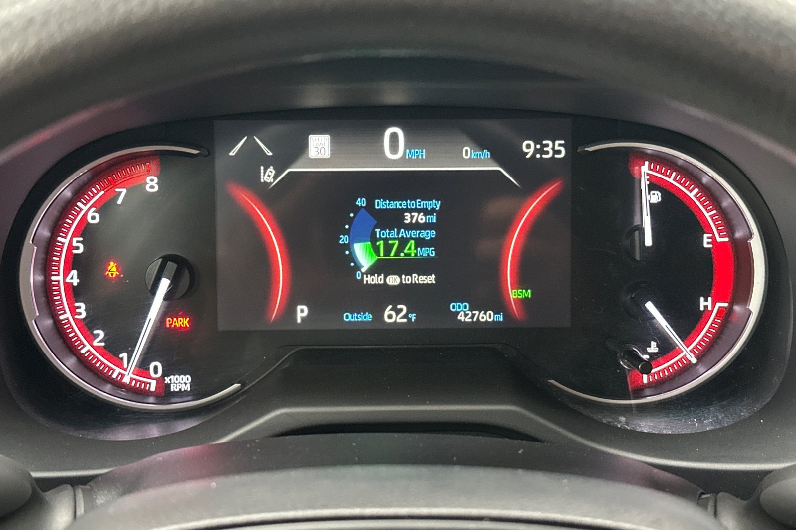 Used 2025 Toyota RAV4 XLE FWD image 31