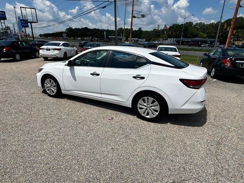 Used 2024 Nissan Sentra S FWD image 21
