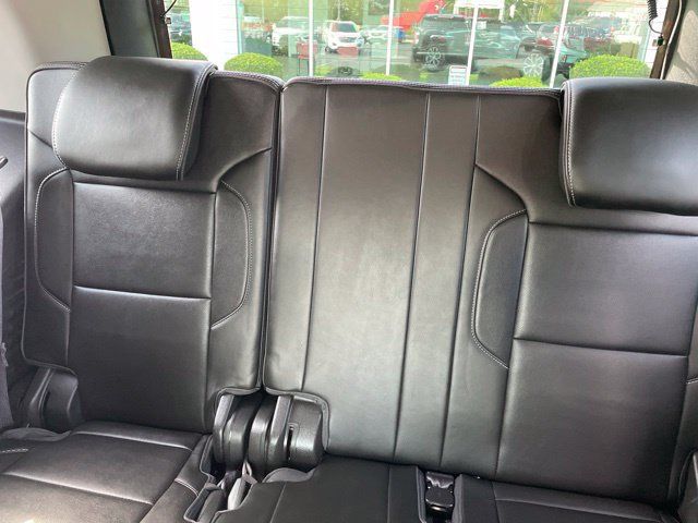 Used 2017 GMC Yukon Denali w/ Open Road Package AWD/4WD image 37