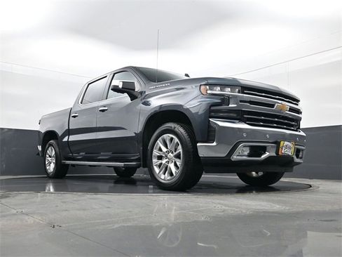Used 2020 Chevrolet Silverado 1500 LTZ w/ LTZ Premium Package image 23