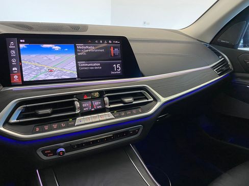 Used 2020 BMW X7 xDrive40i w/ Premium Package image 25