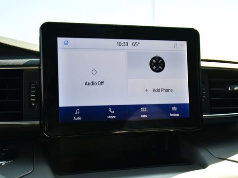 Used 2023 Ford Explorer XLT w/ Equipment Group 202A AWD/4WD image 30