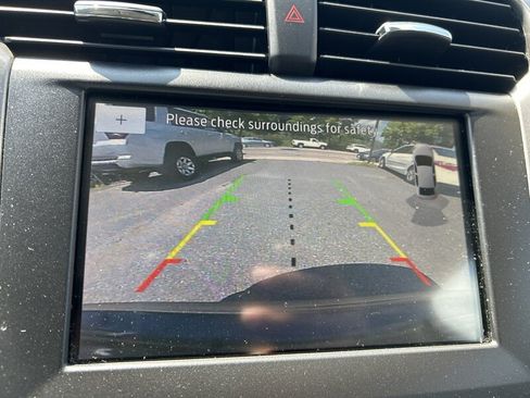 Used 2020 Ford Fusion SE FWD image 14