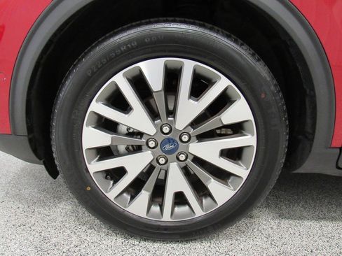 Used 2020 Ford Escape Titanium AWD/4WD image 11