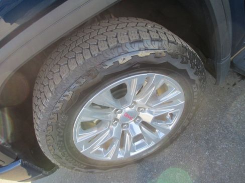 Certified 2023 GMC Sierra 1500 Denali image 13