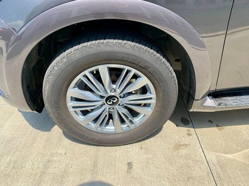 Used 2024 INFINITI QX80 Luxe AWD/4WD image 9