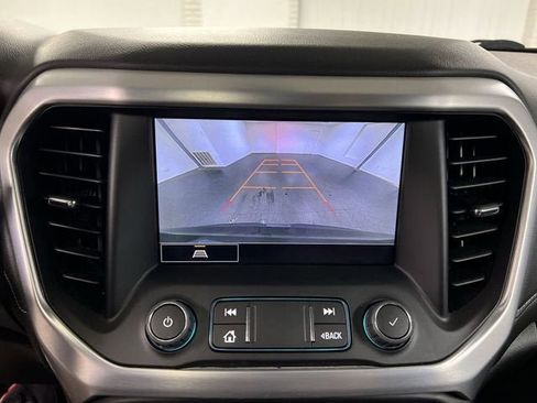 Certified 2023 GMC Acadia SLT AWD/4WD image 15