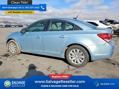 Used 2011 Chevrolet Cruze LT FWD image 3