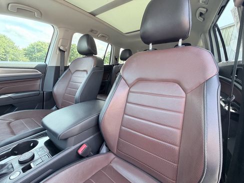 Used 2021 Volkswagen Atlas SEL Premium AWD/4WD image 22