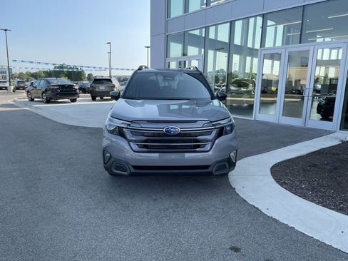 Certified 2025 Subaru Forester Limited AWD/4WD image 7