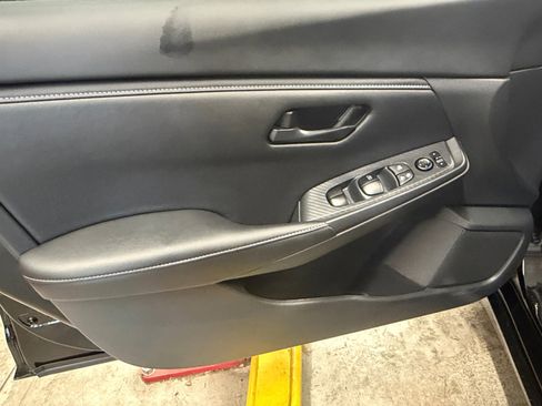 Used 2025 Nissan Sentra S FWD image 25