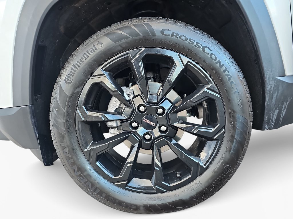 Used 2026 GMC Terrain Elevation w/ Elevation Premium Package FWD image 23