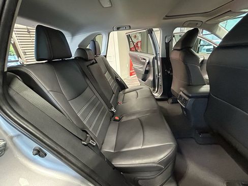 Used 2022 Toyota RAV4 XLE Premium AWD/4WD image 44
