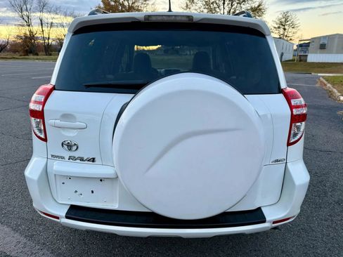 Used 2010 Toyota RAV4 4WD V6 image 7