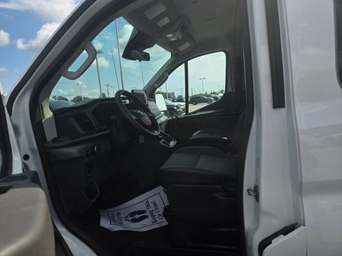 Used 2024 Ford Transit 350 XLT RWD image 7