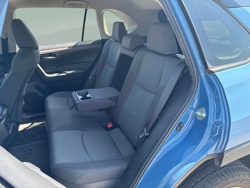 Used 2023 Toyota RAV4 AWD Hybrid image 23