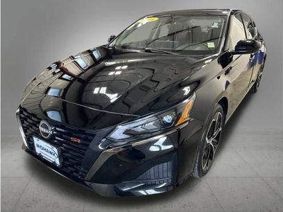 Used 2025 Nissan Altima 2.5 SR w/ SR Premium Package