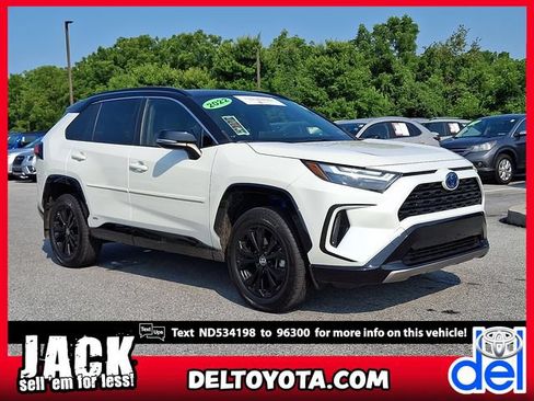 Certified 2022 Toyota RAV4 XSE w/ XSE Grade Weather Package AWD/4WD image 1