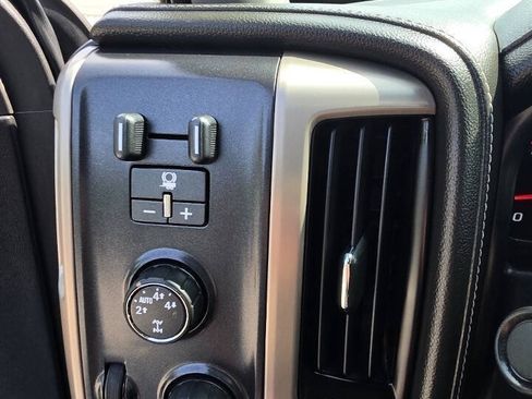 Used 2016 GMC Sierra 1500 Denali w/ Enhanced Driver Alert Package AWD/4WD image 15