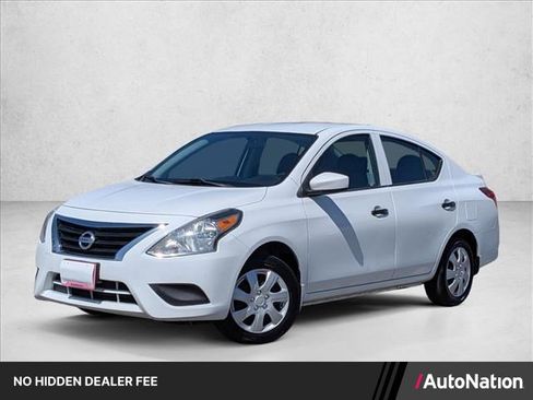 Used 2016 Nissan Versa S Plus FWD image 1