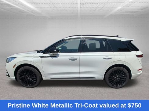 Used 2025 Lincoln Corsair Grand Touring w/ Equipment Group 302A AWD/4WD image 8