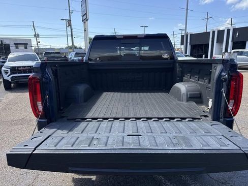 Used 2022 GMC Sierra 1500 SLT image 10