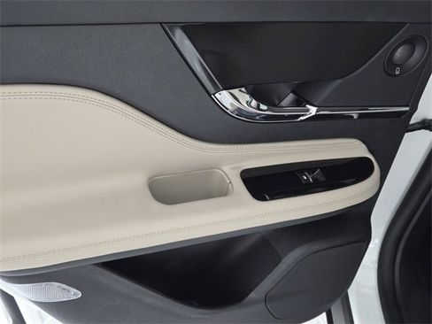 New 2026 Lincoln Corsair Grand Touring image 21