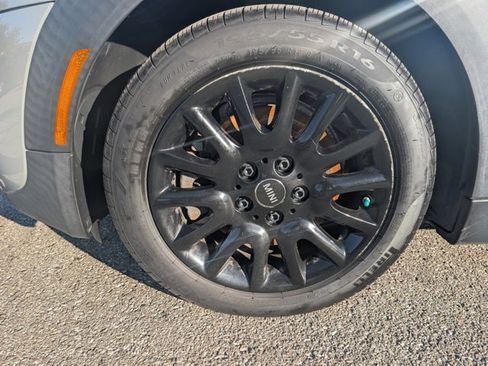 Used 2019 MINI Cooper S image 23