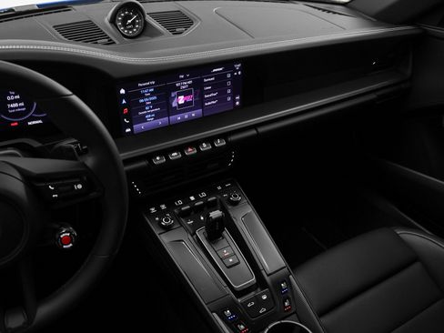 Used 2025 Porsche 911 Carrera w/ Premium Package image 39