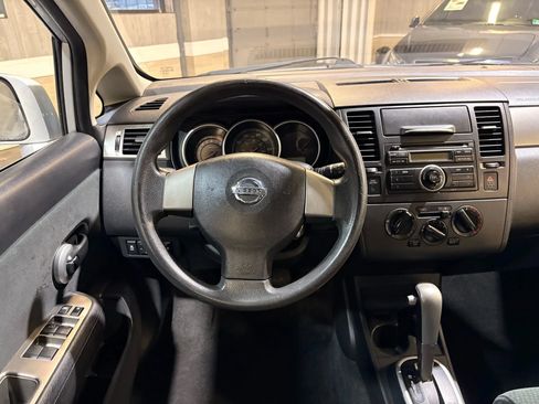 Used 2012 Nissan Versa 1.8 S FWD image 13