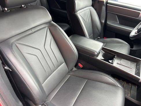 Used 2024 Hyundai Santa Fe SEL FWD image 14