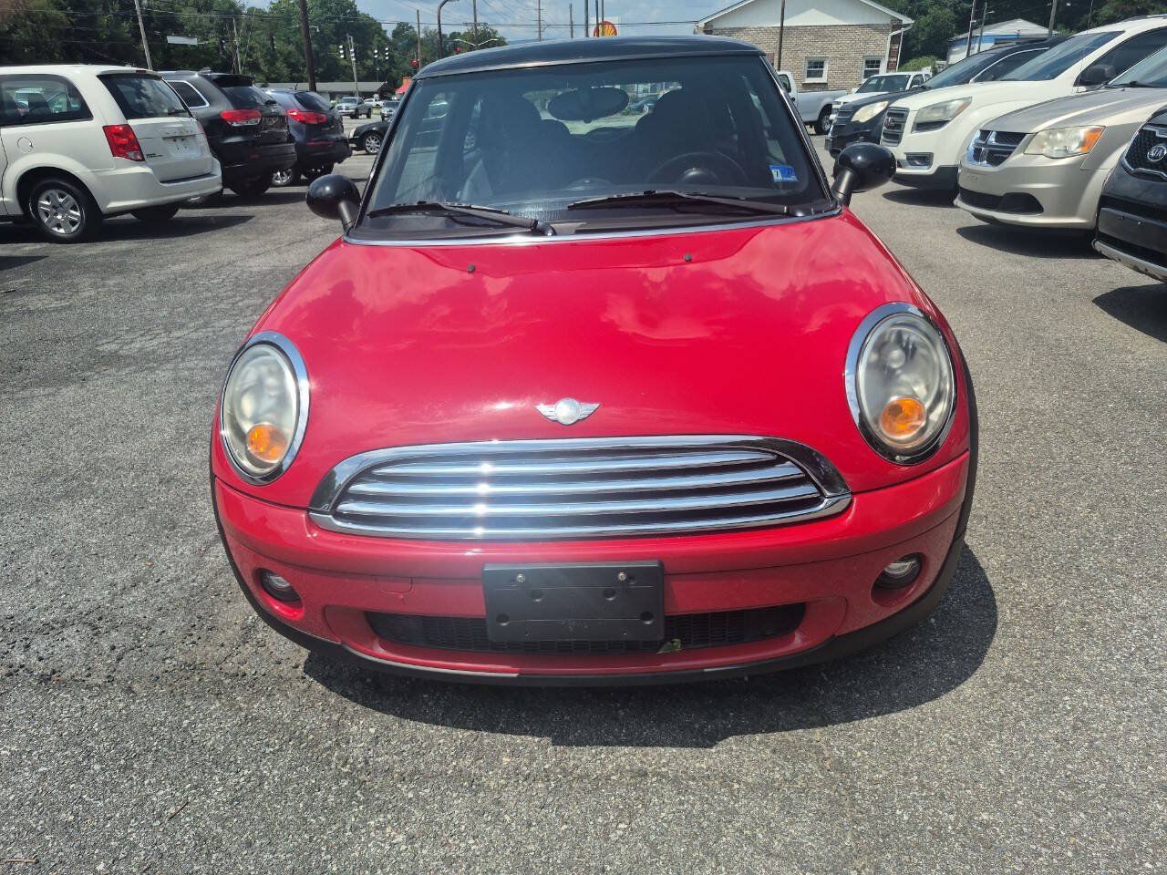 Used 2010 MINI Cooper Hardtop FWD image 1
